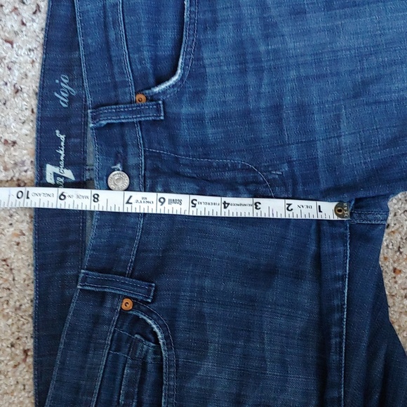 7 FOR ALL MANKIND DOJO CUT OFF INTO CROP JEANS SZ 28 CUTE - Picture 5 of 11